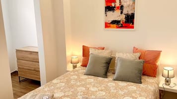 3 bedrooms, iron/ironing board, free WiFi, bed sheets