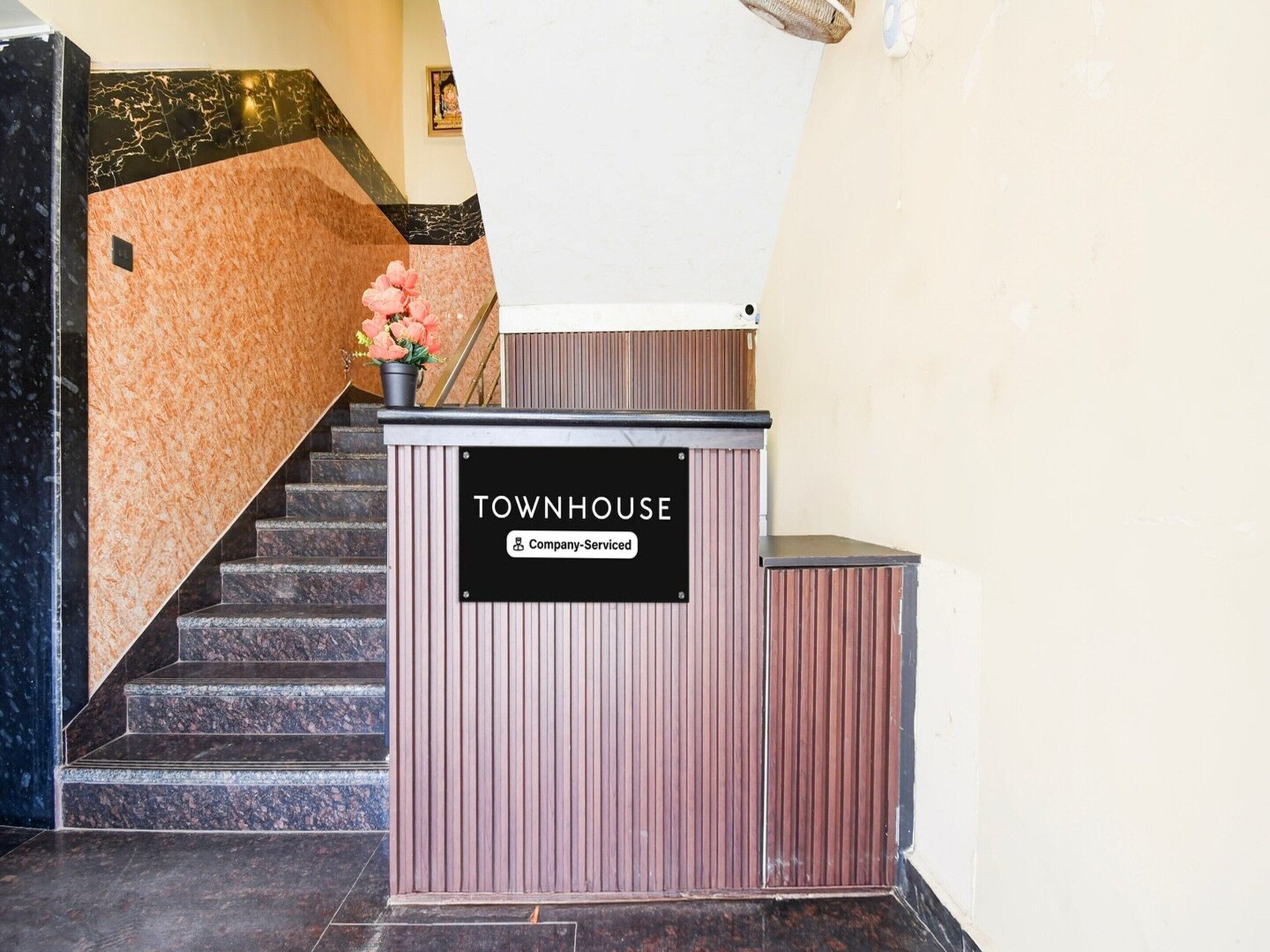 House | Reception