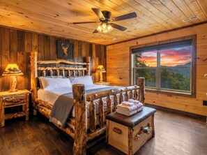 5 bedrooms, desk, iron/ironing board, travel cot - Incredible Views | Htd Pool | Hot Tub | Mini-Golf (Sevierville)