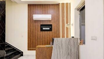 Casa | Recepción