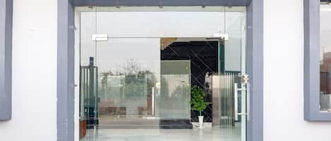 House | Reception