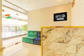 Rumah | Resepsionis