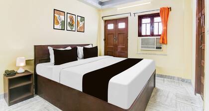 Deluxe Hotel O Lenin Sarani