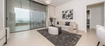 Al Zorah Apartment: Direct Sea Views & Pool Access