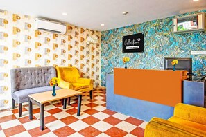 House | Reception - Super Collection O Bisarjan Ghat (Baruipur)
