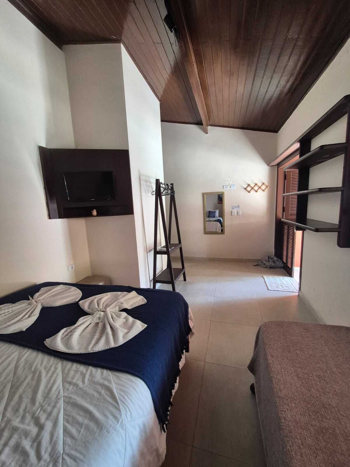 Kamar Triple, balkon, pemandangan kolam renang | Wi-Fi gratis