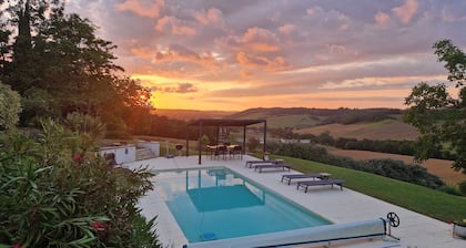 Le Peyroutet: Luxury renovation, swimming pool and absolute calm