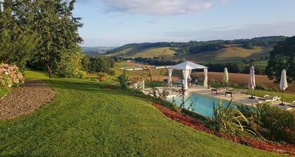 Le Peyroutet: Luxury renovation, swimming pool and absolute calm