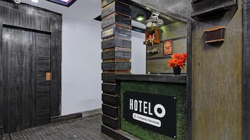 House | Reception