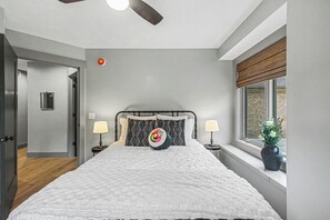 Room - Near Saugatuck | River Views + King Suite (Fennville)