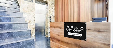 House | Reception