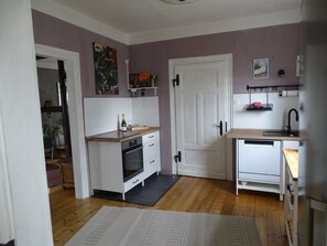Fridge, microwave, oven, stovetop - Anno 1908 - Holiday home in the Sauerland (Olsberg)