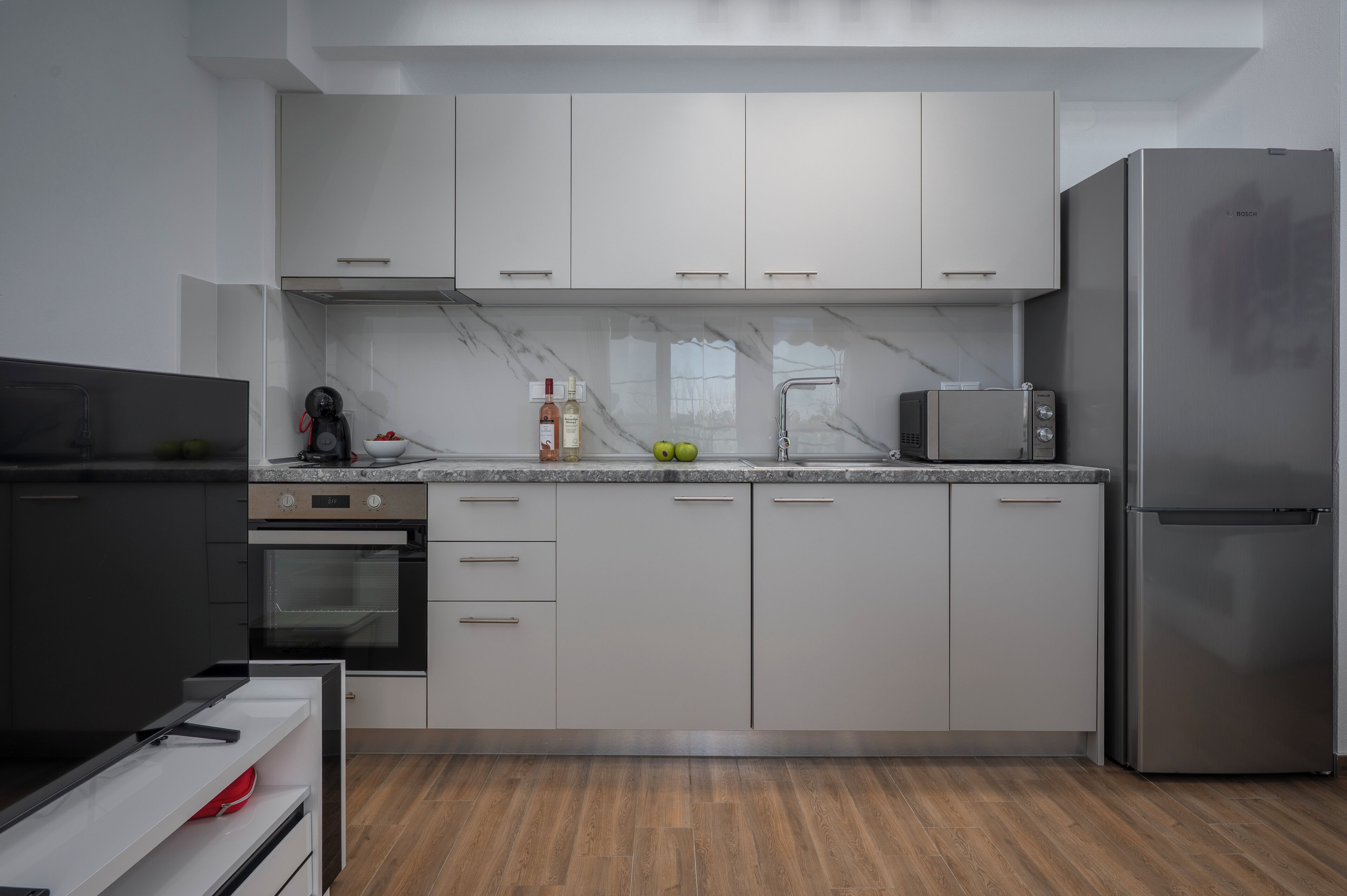 Deluxe Apartment | Private kitchen | Coffee/tea maker