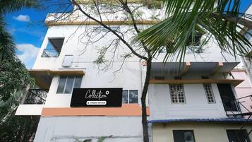 House | Exterior detail