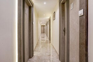 House | Interior - Super Collection O Ghodbunder Road (Mumbai)
