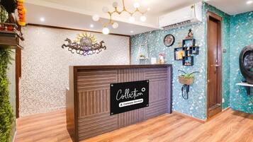 House | Reception