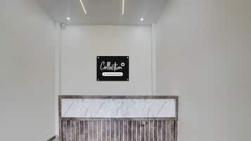 House | Reception