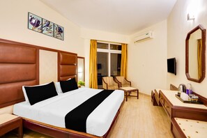 House | 1 bedroom - Super Deluxe Roomhw Residency (Dehradun)