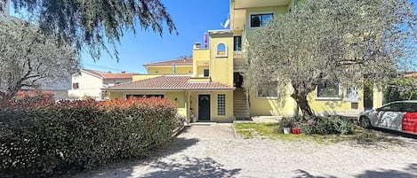 Extérieur