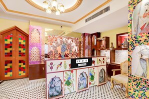 House | Reception - Deluxeheritage Varanasi Retreat (Varanasi)