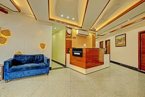 Reception - Deluxe Eastern View Vihaan Residency (Dera Bassi)
