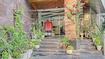 House | Reception