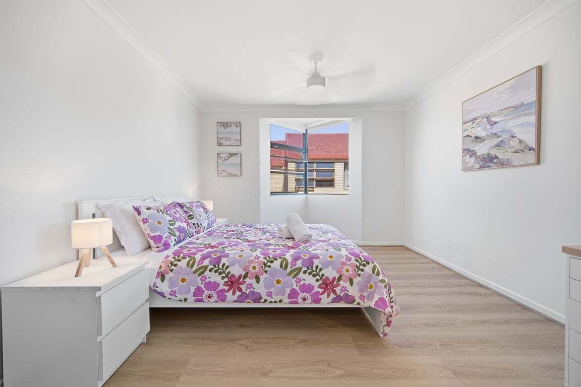 3 slaapkamers, een strijkplank/strijkijzer, wifi, beddengoed