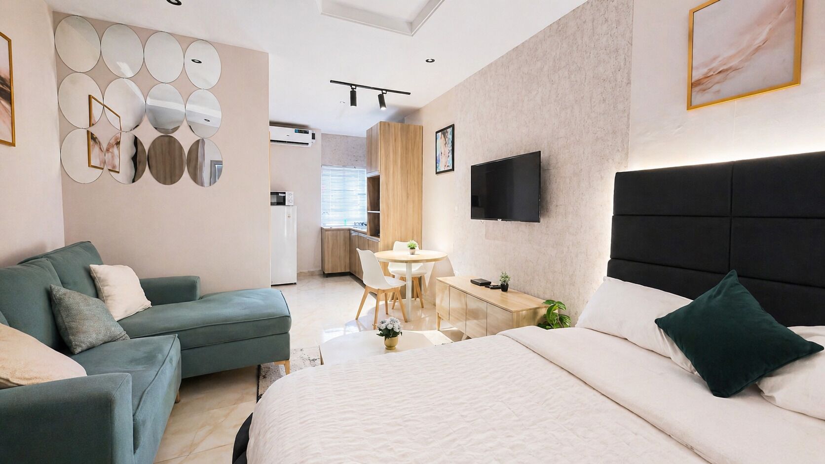 Superior Studio | Interior