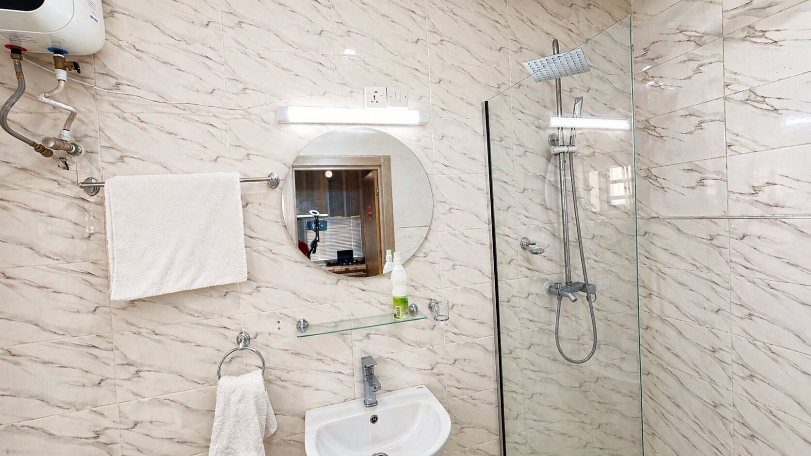 Superior Studio | Bathroom | Shower, hair dryer, towels, soap