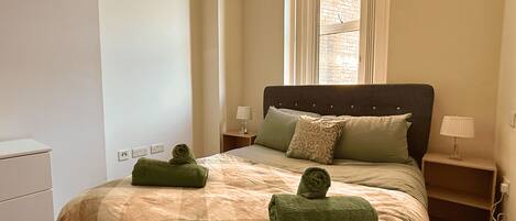 Standard Apartment | Laptop workspace, iron/ironing board, free WiFi, bed sheets