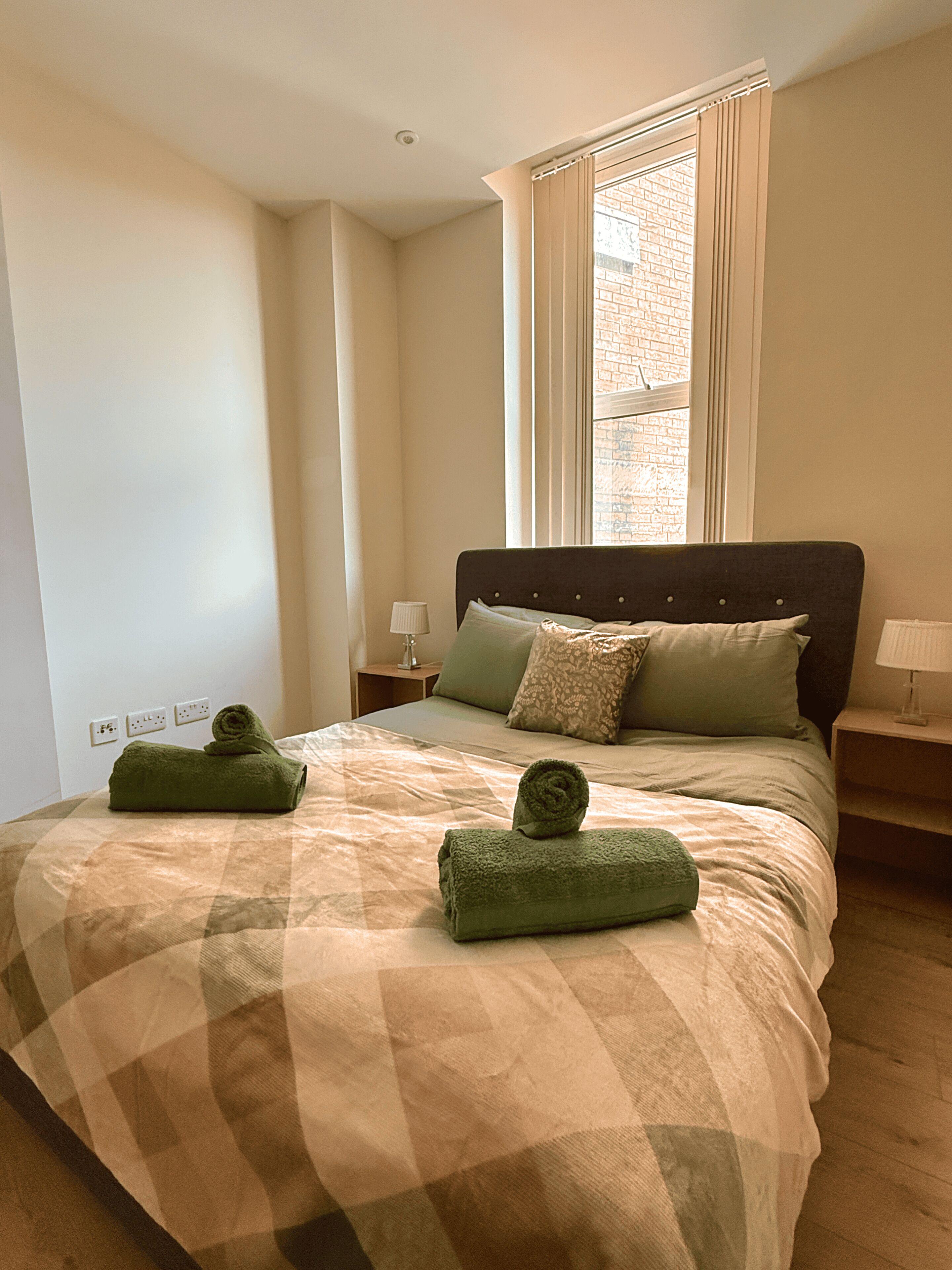 Standard Apartment | Laptop workspace, iron/ironing board, free WiFi, bed sheets
