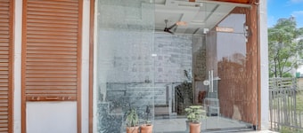 Saver Single Hotel O Isbt Mohali Holiday