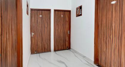 Saver Single Hotel O Isbt Mohali Holiday