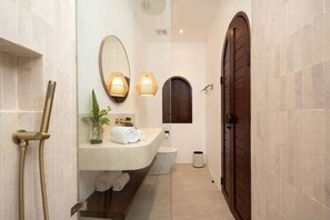 Hair dryer, towels - Kaia 1BR Villa in the Heart of Bingin, Uluwatu (South Kuta)