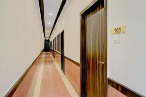 House | Interior - Deluxe Hotel Amour (Mumbai)