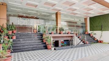 House | Reception
