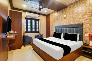 House | 1 bedroom - Saver Double Hotel O Canal Road (Dehradun)
