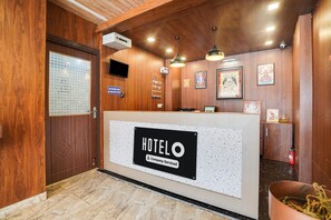 House | Reception - Saver Double Hotel O Canal Road (Dehradun)