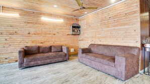 Ảnh chưa phân loại, 3 trong số 37 ảnh, nút