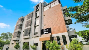 House | Bahagian luar