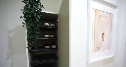 Quiet and relaxing stay|Narita/Tokyo/Akihabara direct access|Couples/Groups|For sightseeing and vacation|Near Chiba University and hospitals