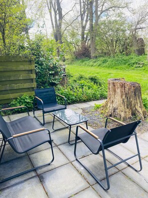 Terrace/patio - Vacation home near the North Sea and forest. Bergen, NH, Schoorl, Schoorldam (Warmenhuizen)