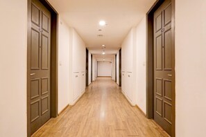 House | Interior - Suite Townhouse Gomti Nagar Matiyari (Lucknow)