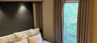 Luxe Lodge Retreat