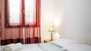 Unclassified image, 2 of 45, button - Haus in Lido Di Noto mit privatem Parkplatz by Interhome (Calabernardo)
