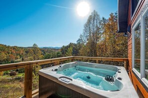 Bañera de hidromasaje exterior