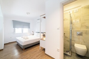 Bathroom - SLV Irida Apartment (Kavala)