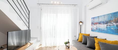 Two Level Apartment | Living area