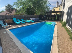 Pool - House sleeps 12, 5 bedrooms, 2.5 bath, pool, at Lake Lewsiville (Lake Dallas)