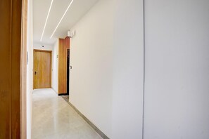 House | Interior - Classic With Balcony Hotel P66 Sec 49 (Gurugram)